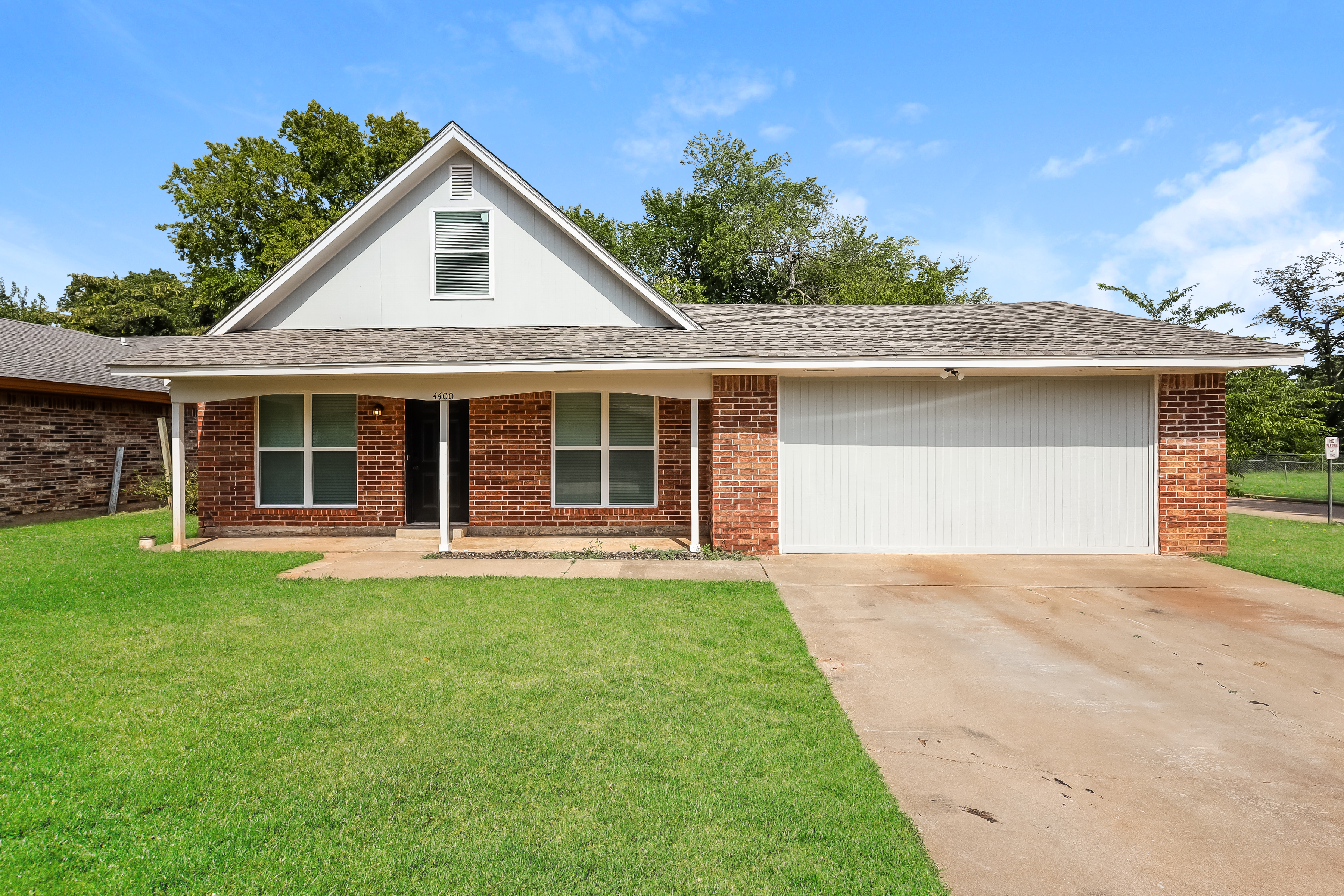 4400 N SHADYBROOK DR Midwest City, OK 73110